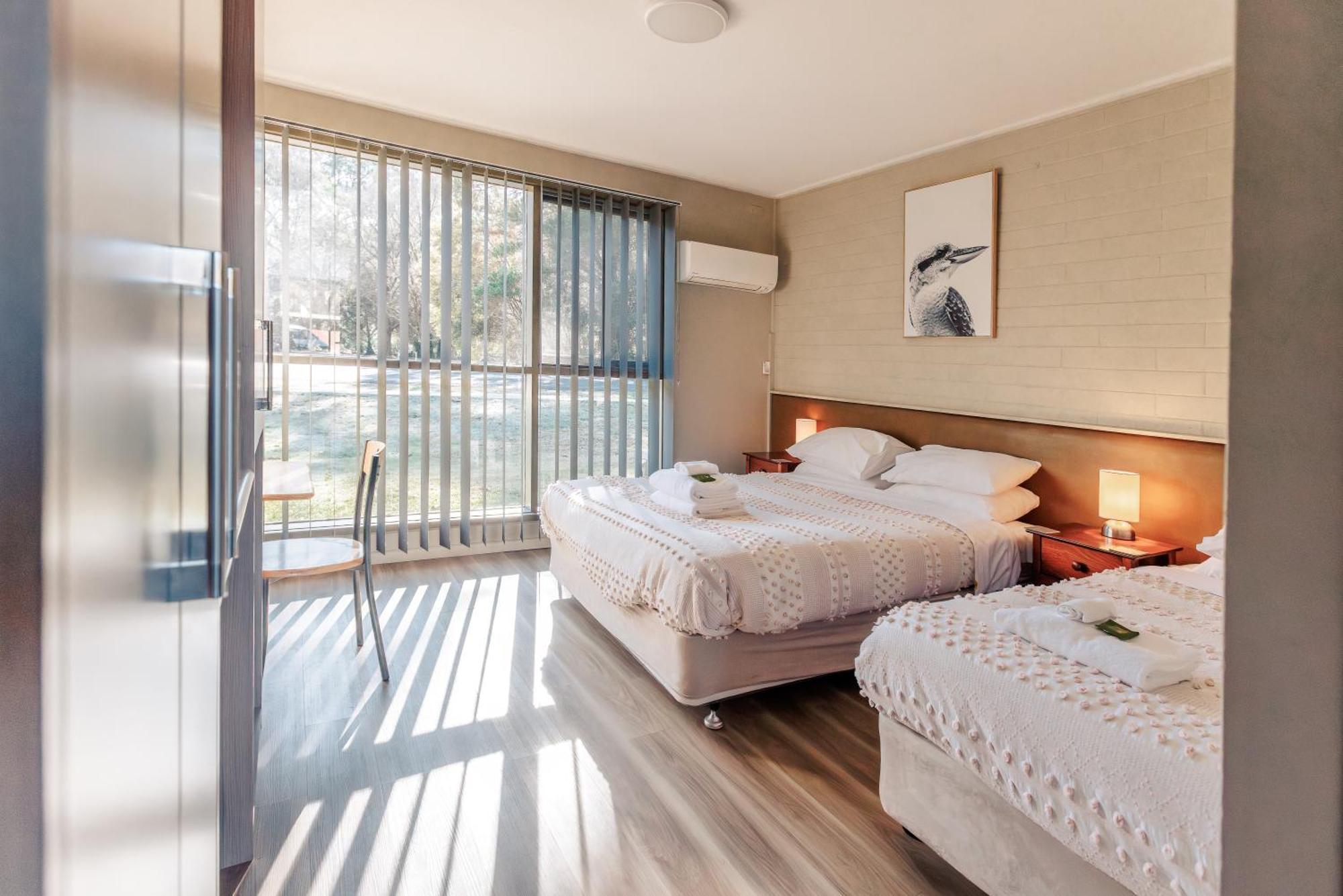 The Bright Motor Inn Extérieur photo