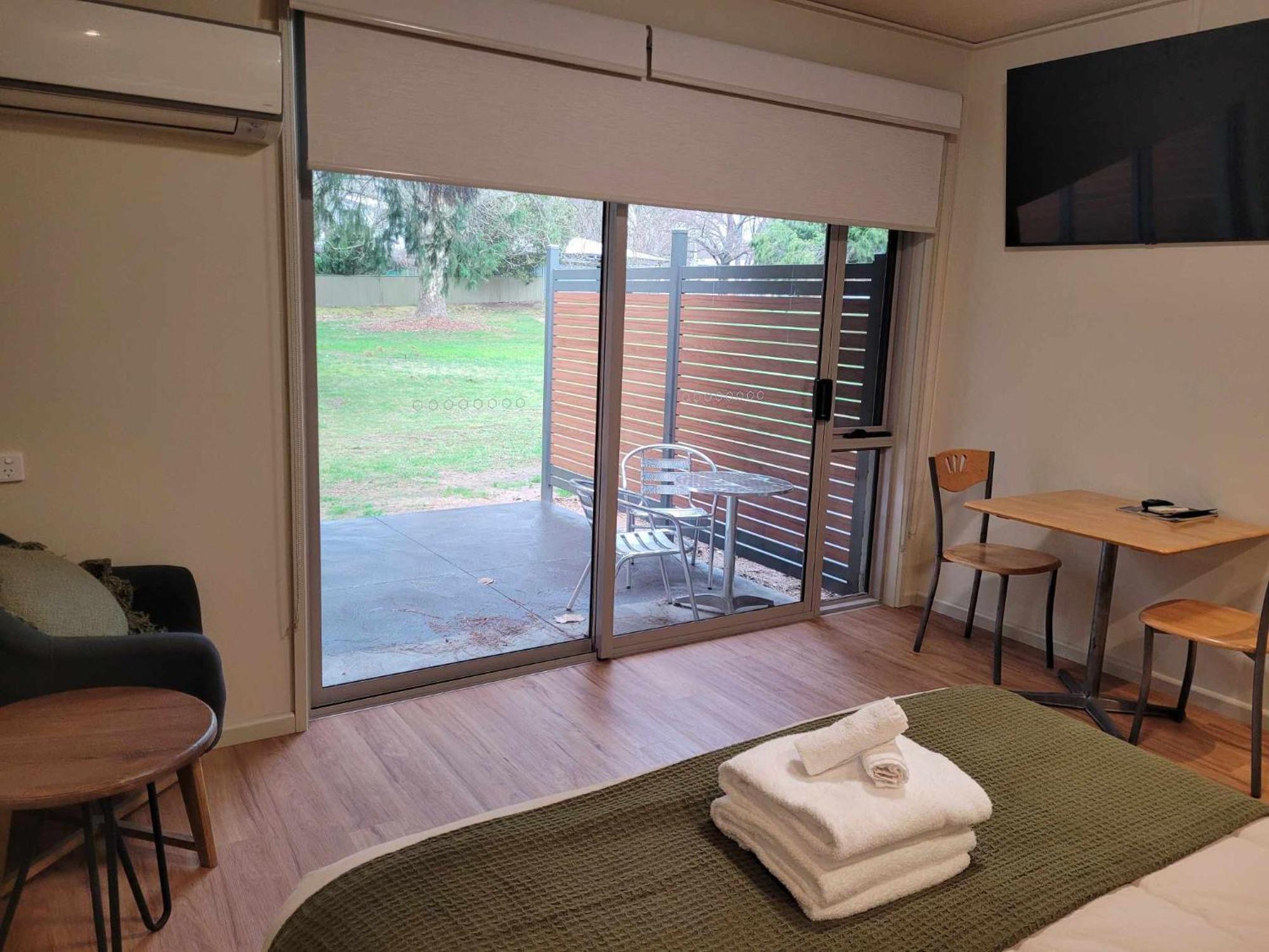 The Bright Motor Inn Extérieur photo